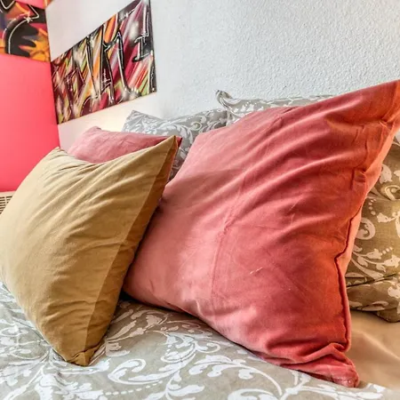 Apartment L'elegance- Centre Historique- Confort- Netflix- Marche Frais Et Local