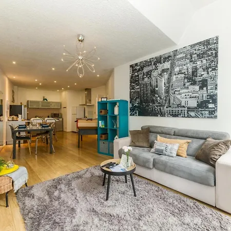 L'elegance- Centre Historique- Confort- Netflix- Marche Frais Et Local Daire