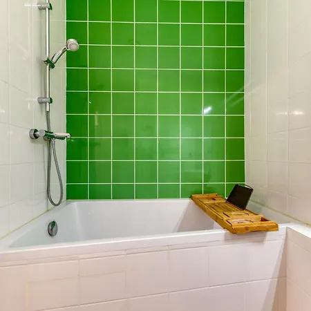 L'elegance- Centre Historique- Confort- Netflix- Marche Frais Et Local Daire *