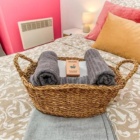 Daire L'elegance- Centre Historique- Confort- Netflix- Marche Frais Et Local *