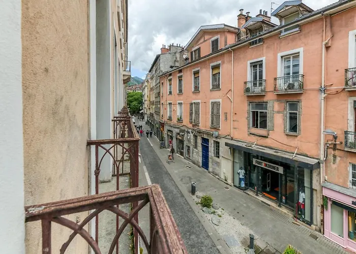 L'elegance- Centre Historique- Confort- Netflix- Marche Frais Et Local * غرونوبل