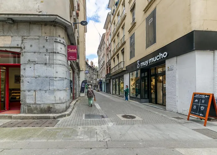 L'elegance- Centre Historique- Confort- Netflix- Marche Frais Et Local * غرونوبل